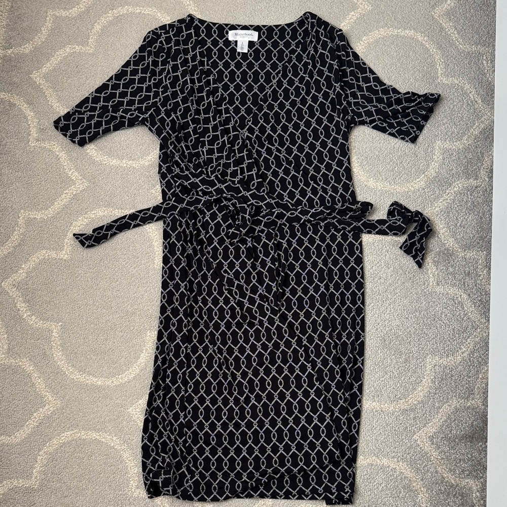 Motherhood Maternity Black and White Geometric Midi wrap Dress